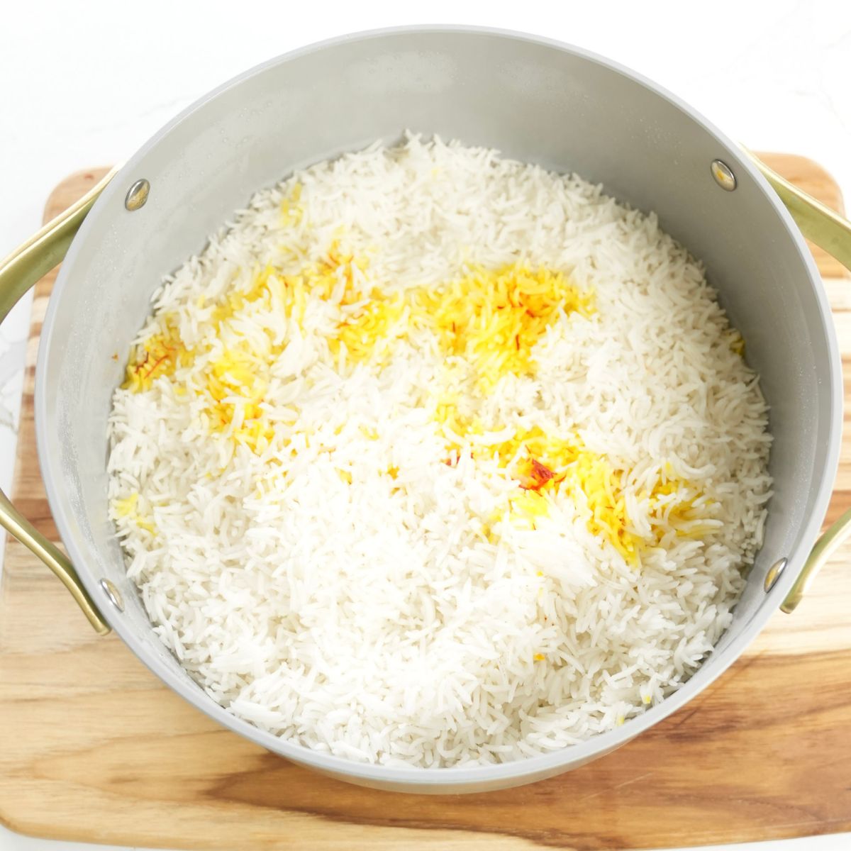 a pot of Persian Steamed Rice